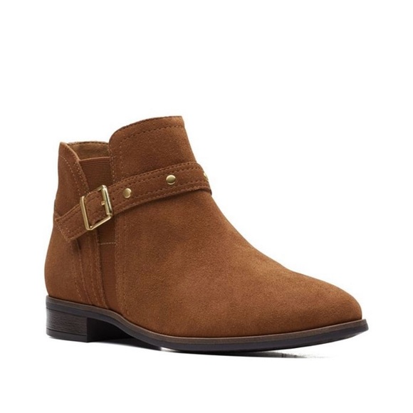 Clark’s Women’s Chelsea Boot Tricia. Tan Suede Leather Upper. NWOB. Size 8. - Picture 2 of 9